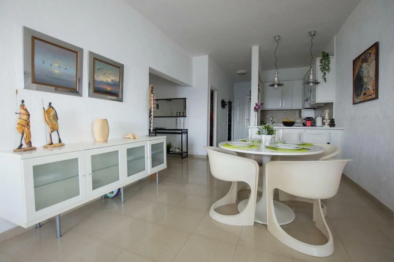 Apartamento En Playa Chica, Las Gaviotas Santa Cruz de Tenerife Apartment